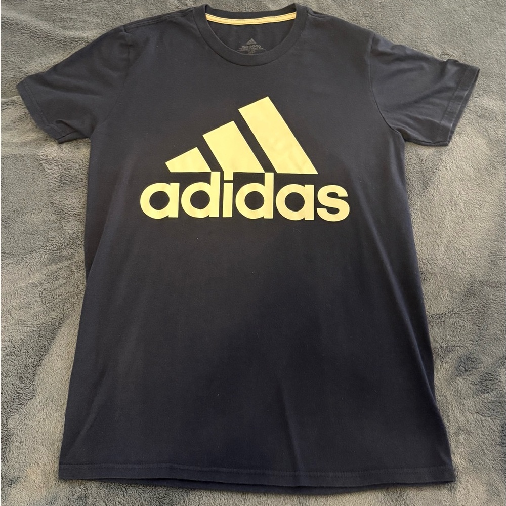 Adidas The Go-To Perfomance Tee Size S/P Navy Blue